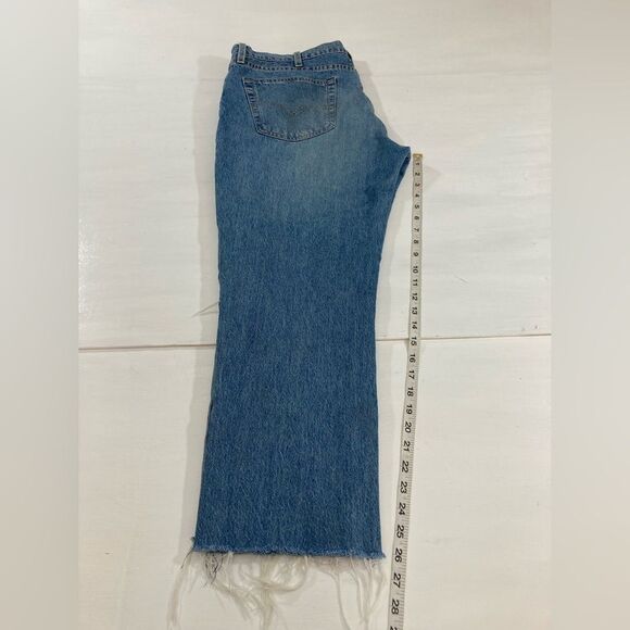 Levi’s Women’s 38x26 511 Big E Distressed Destroyed Cutoff Raw Hem Grunge Denim - Picture 13 of 14